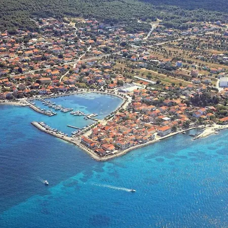 Apartment In Near Pebble Bibinje