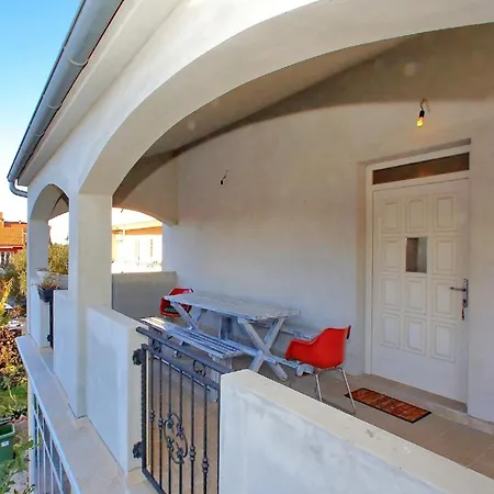 In Near Pebble Bibinje